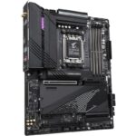 GIGABYTE B650 AORUS PRO AX / AMD B650 / AM5 / 4x DDR5 / 3x M.2 / USB-C / HDMI / WiFi / ATX